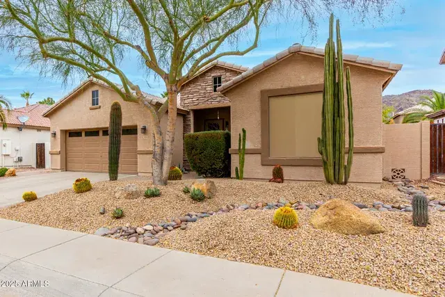 5948 W Leiber Pl Glendale, AZ 85310