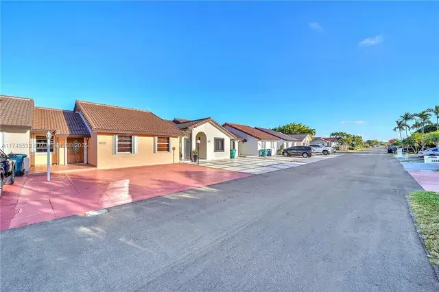 4813 SW 145th Ave Miami, FL 33175