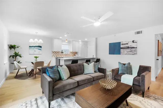 8617 Shagrock Ln Dallas, TX 75238