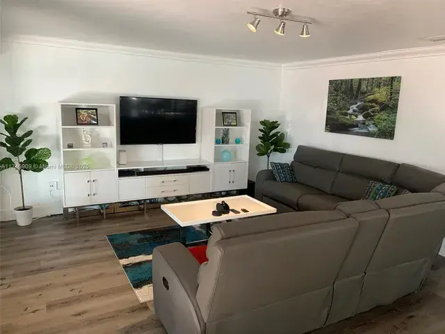 12228 SW 143rd Ln Miami, FL 33186