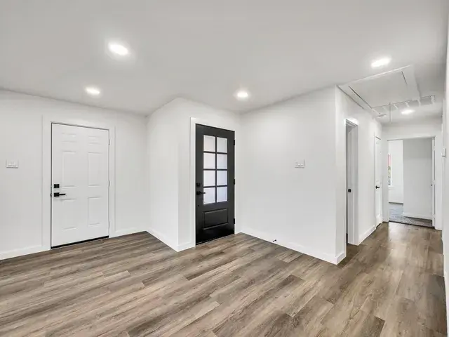 3805 Summitt Ridge Dr Dallas, TX 75216