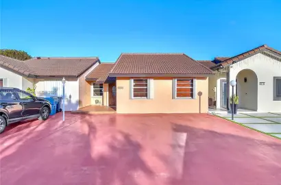 4813 SW 145th Ave Miami, FL 33175