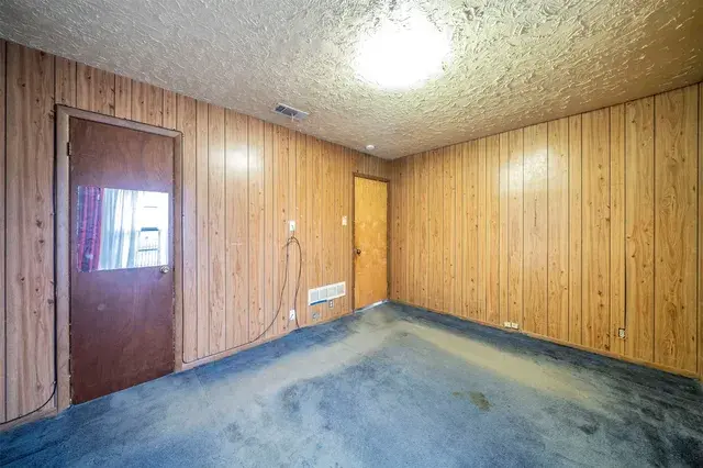 4326 Glenhaven Blvd Dallas, TX 75211