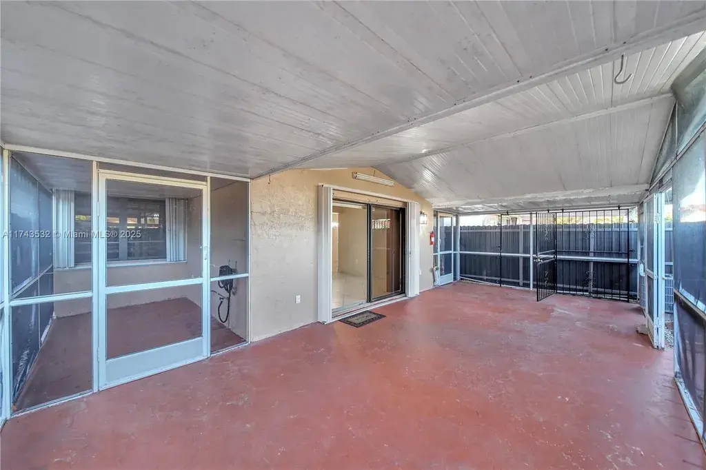 4813 SW 145th Ave Miami, FL 33175