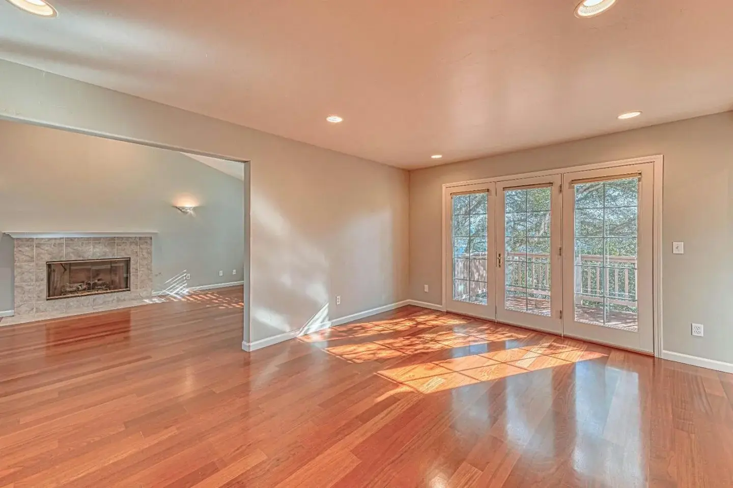 130 1/2 Dunecrest Ave Monterey CA 93940