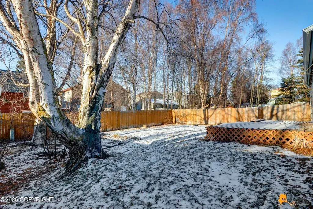 8500 Crystal St Anchorage, AK 99502