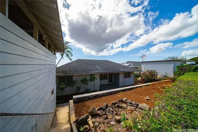 3847 Mariposa Dr Honolulu, HI 96816