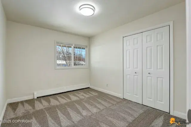 8500 Crystal St Anchorage, AK 99502