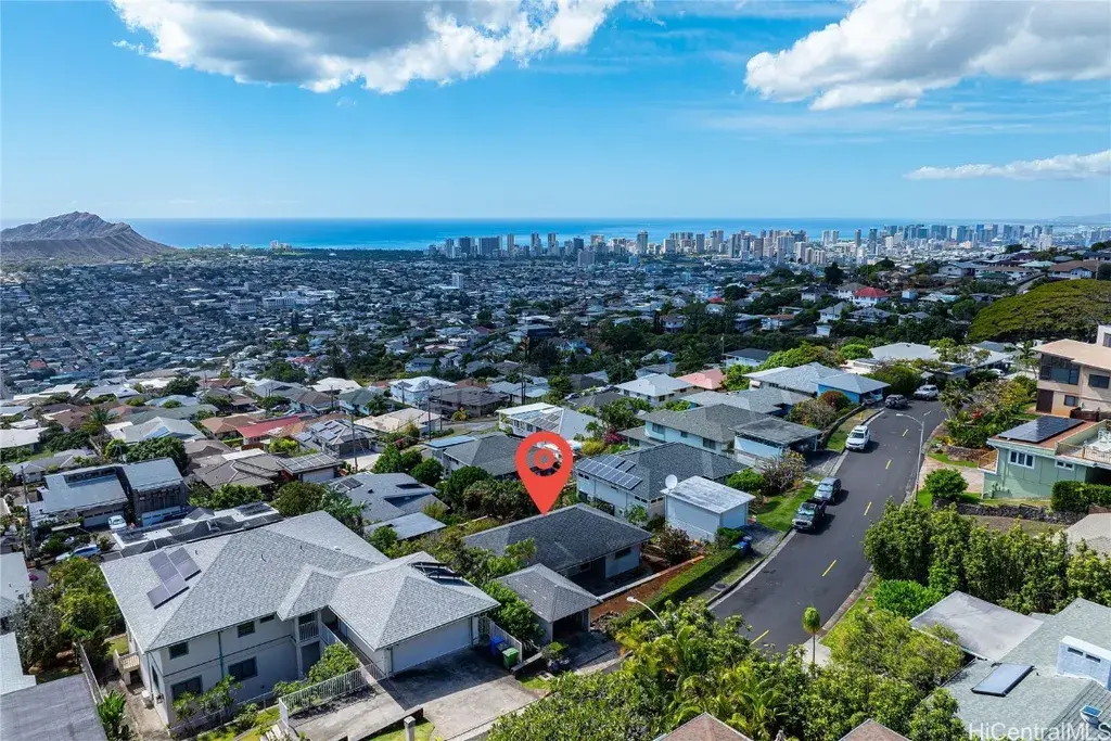 3847 Mariposa Dr Honolulu, HI 96816